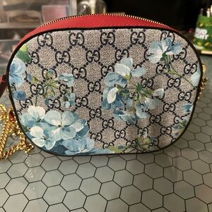 Gucci bloom cross body bag